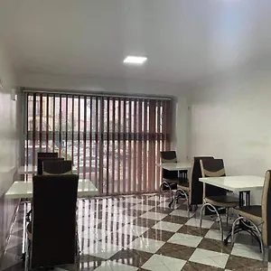 https://nanas-batumi.batumihotels.net