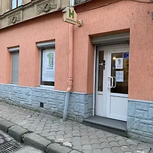 https://antihostel-forrest.hotelslviv.net