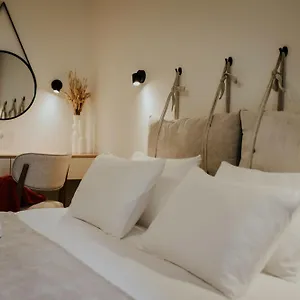 https://luxury-grand-residences-inn.alltbilisihotels.com