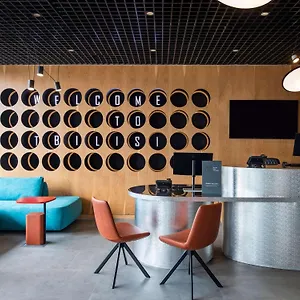 https://ibis-airport.alltbilisihotels.com