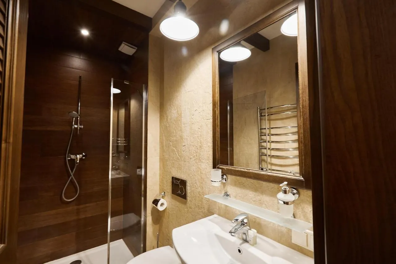 Petrani Central Киев Хостел